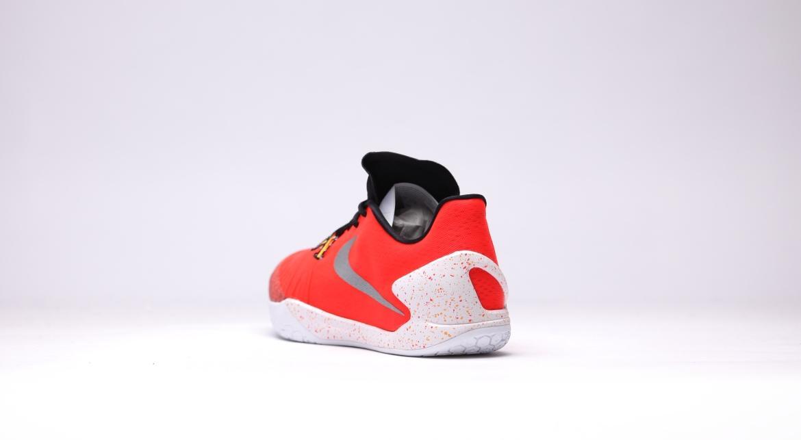 Nike Hyperchase Prm 'Bright Crimson' - Image 5