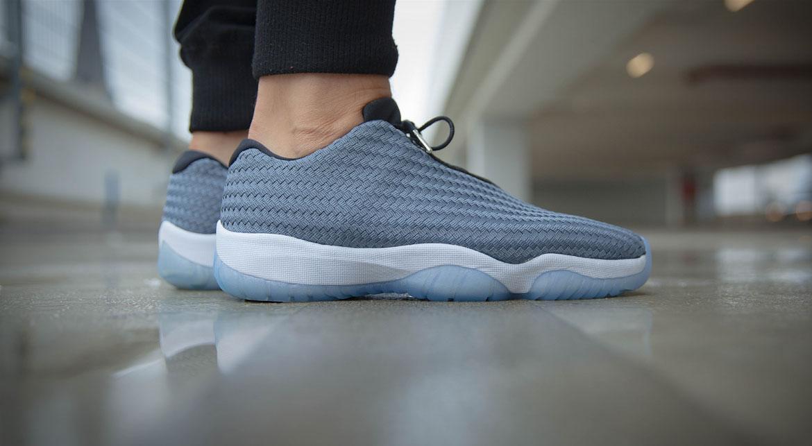 Air Jordan Future Low Cool Grey - Image 7