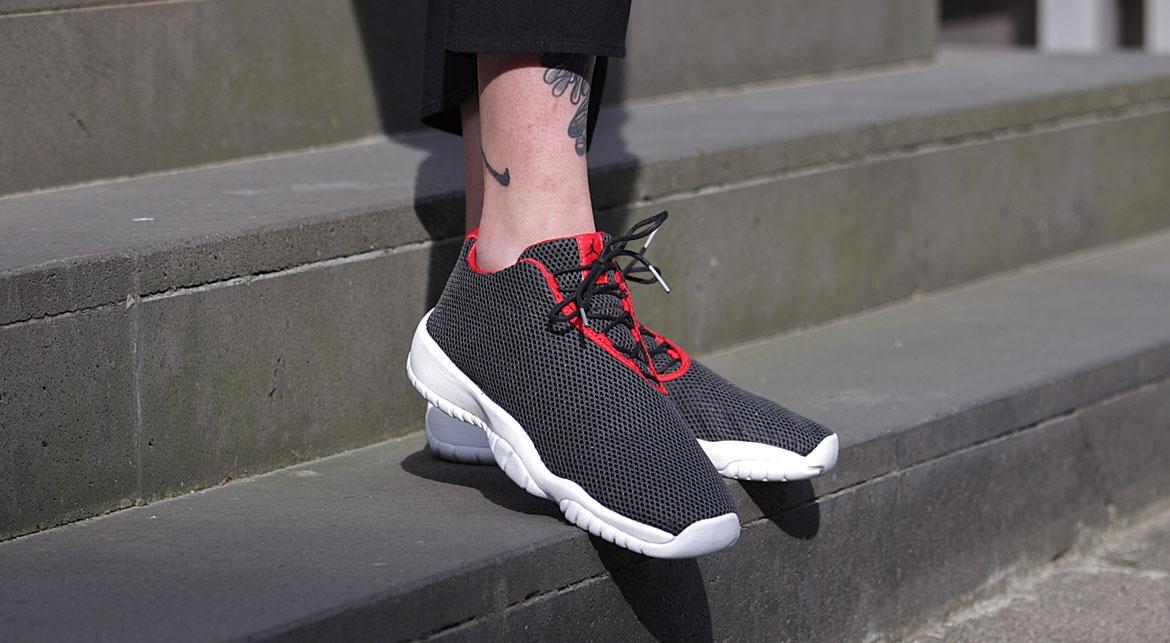 jordan future low bred