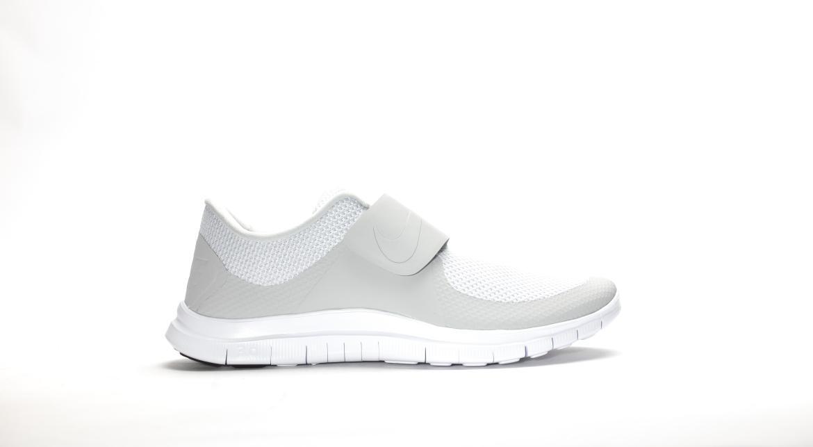 Nike Free Socfly "Pure Platinum"