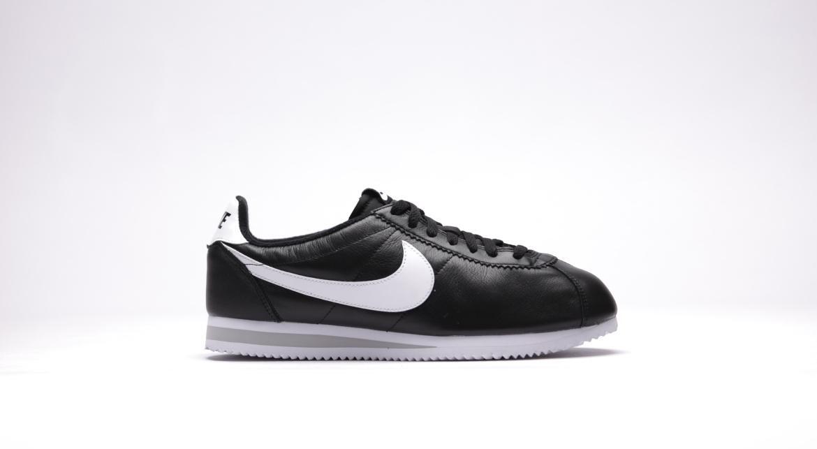 nike classic cortez black and white