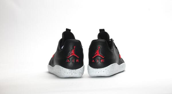 jordan eclipse black university
