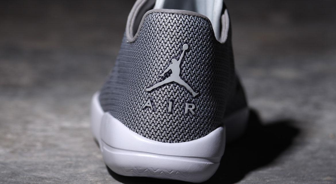 Air Jordan Eclipse "dust Grey" - Image 8