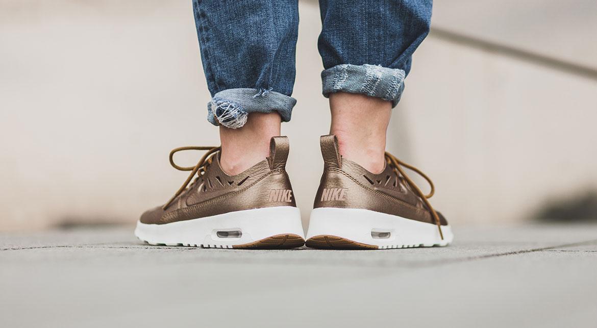 Nike Air Max Thea Metallic Golden - Image 8