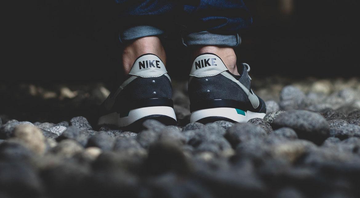 Nike Archive '83 'Lunar Grey' - Image 9