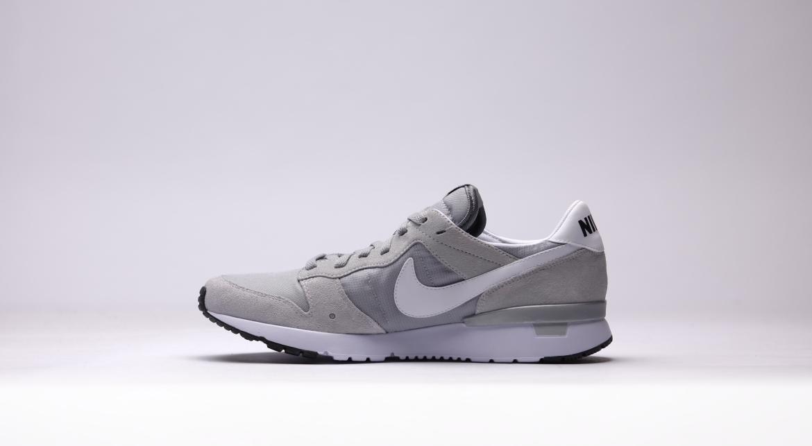 Nike Archive '83.m "Pure Platinum" - Image 3