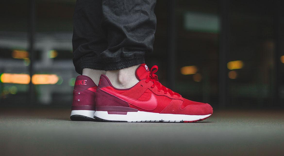 Nike Archive '83.m "Gym Red"
