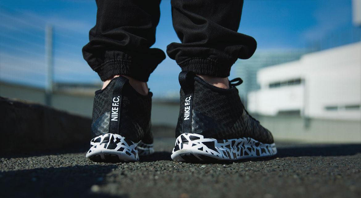 nike free hypervenom 2 black