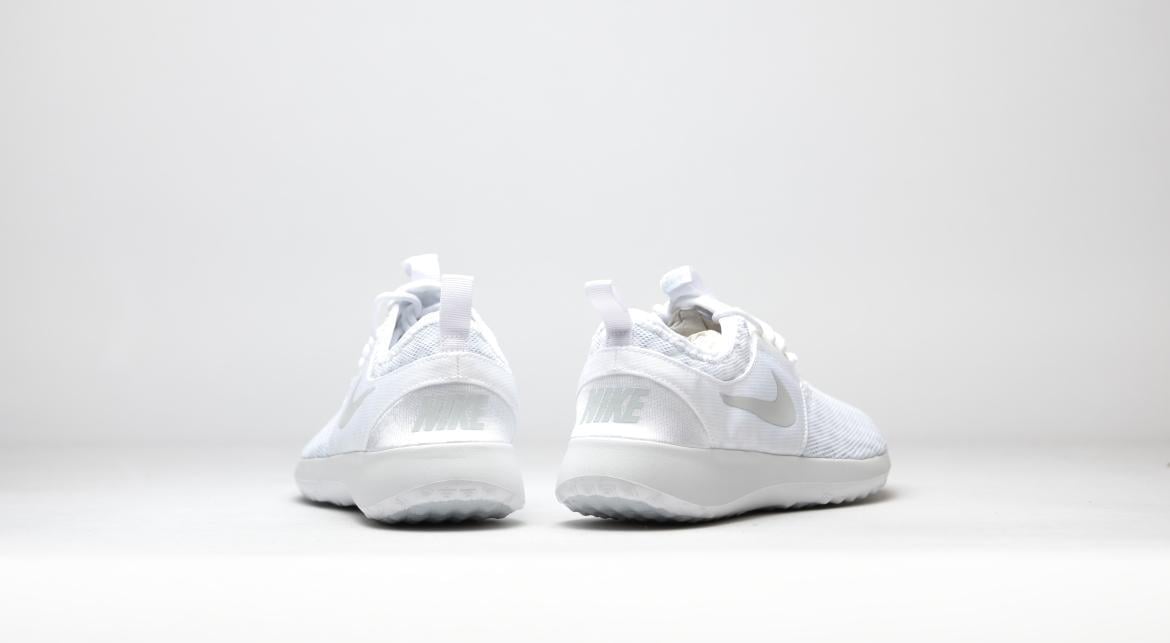 nike juvenate women white