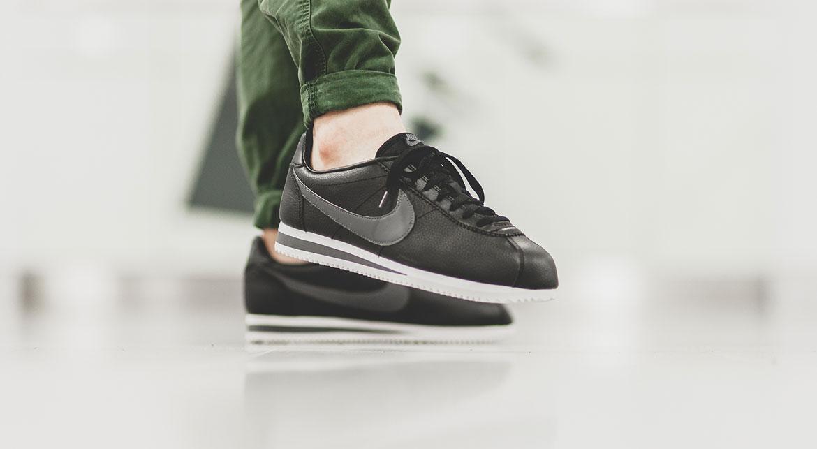 nike classic cortez black leather