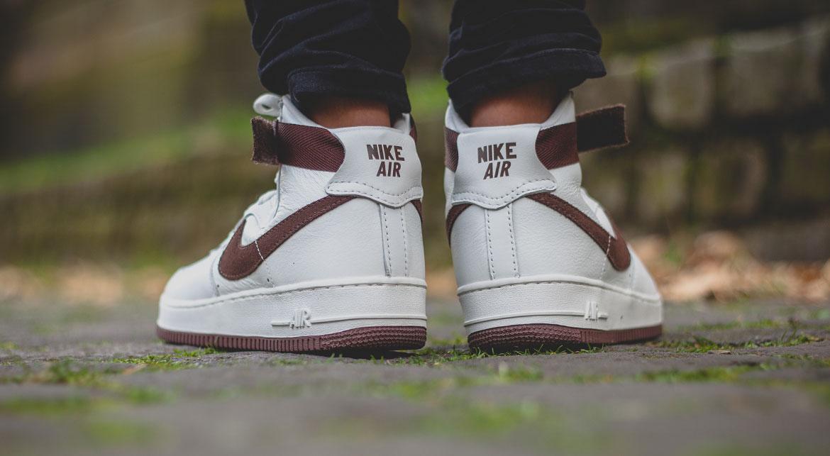Nike Air Force Hi Retro QS 