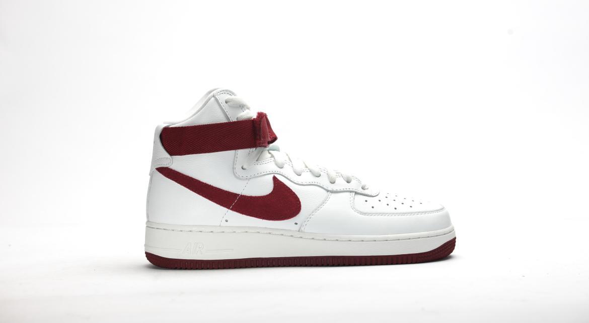 Nike Air Force 1Hi Retro QS "Team Red"