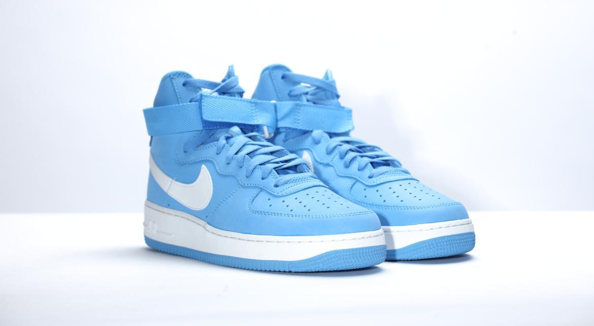 nike high top blue sneakers