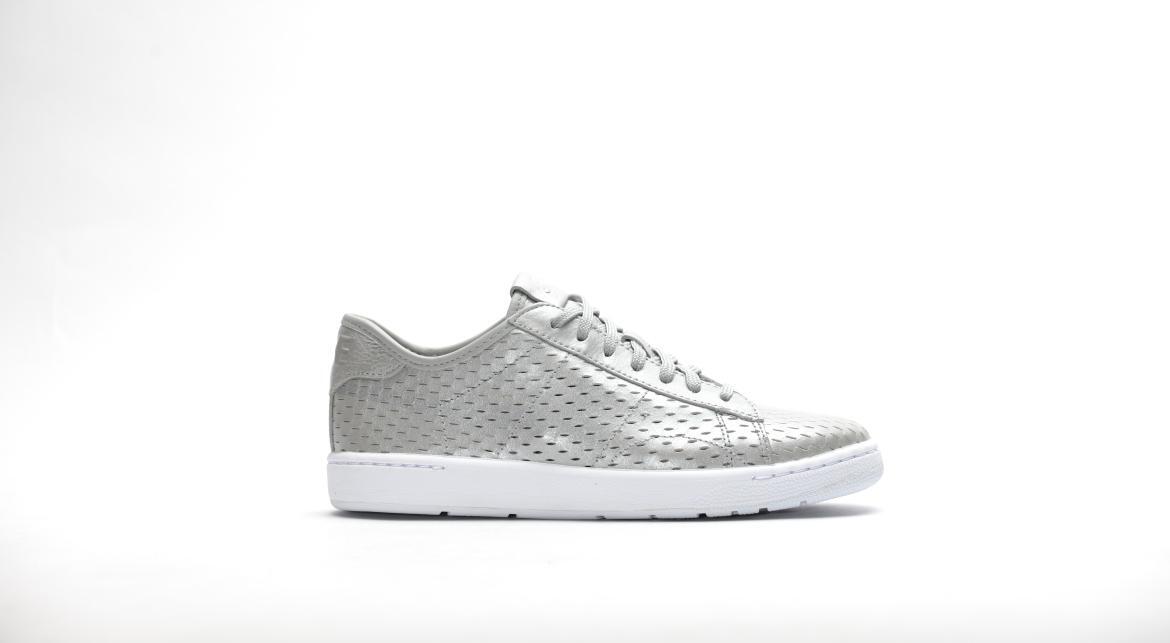 nike tennis classic prm