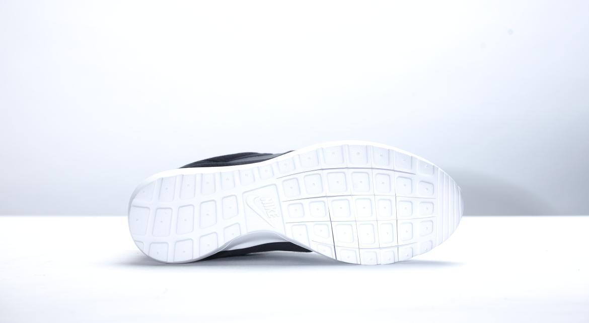 Nike Roshe NM Tech Pack "Black n White"