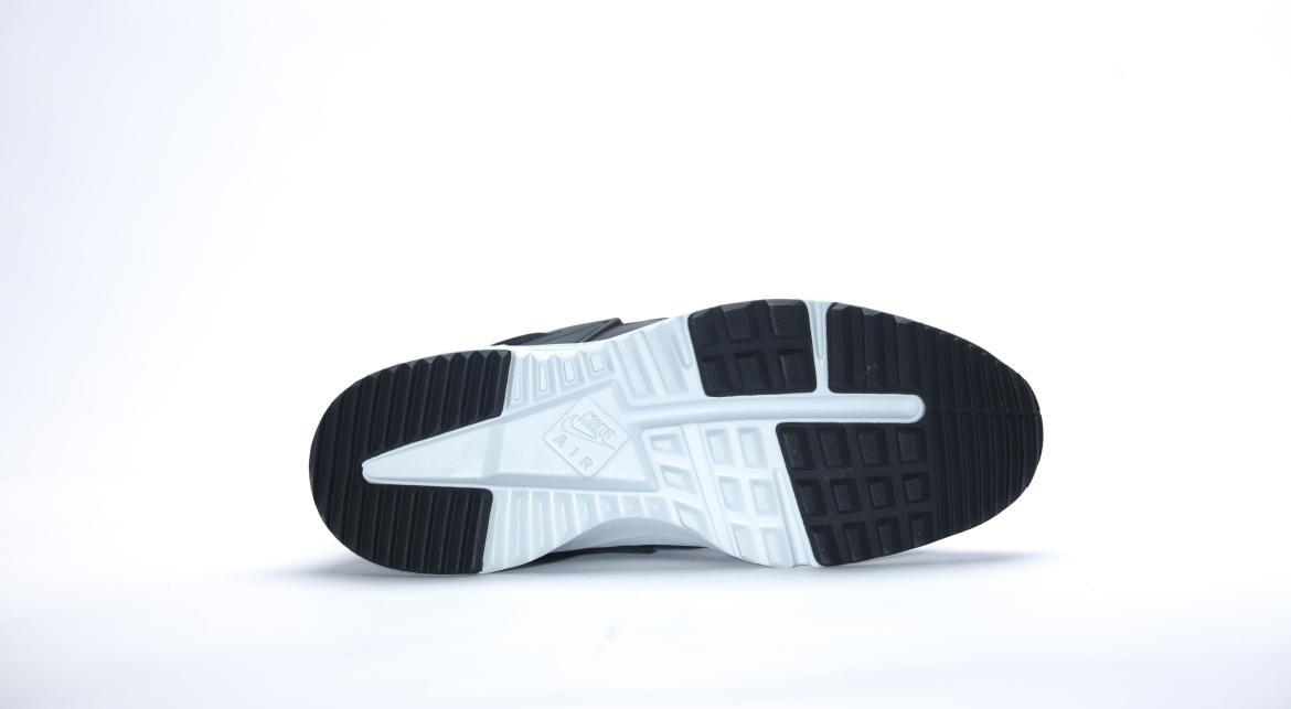 Nike Air Huarache Utility "Black White"