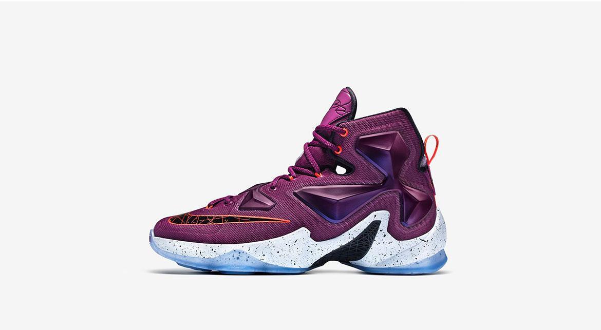 Nike Lebron XIII "Written in the Stars"