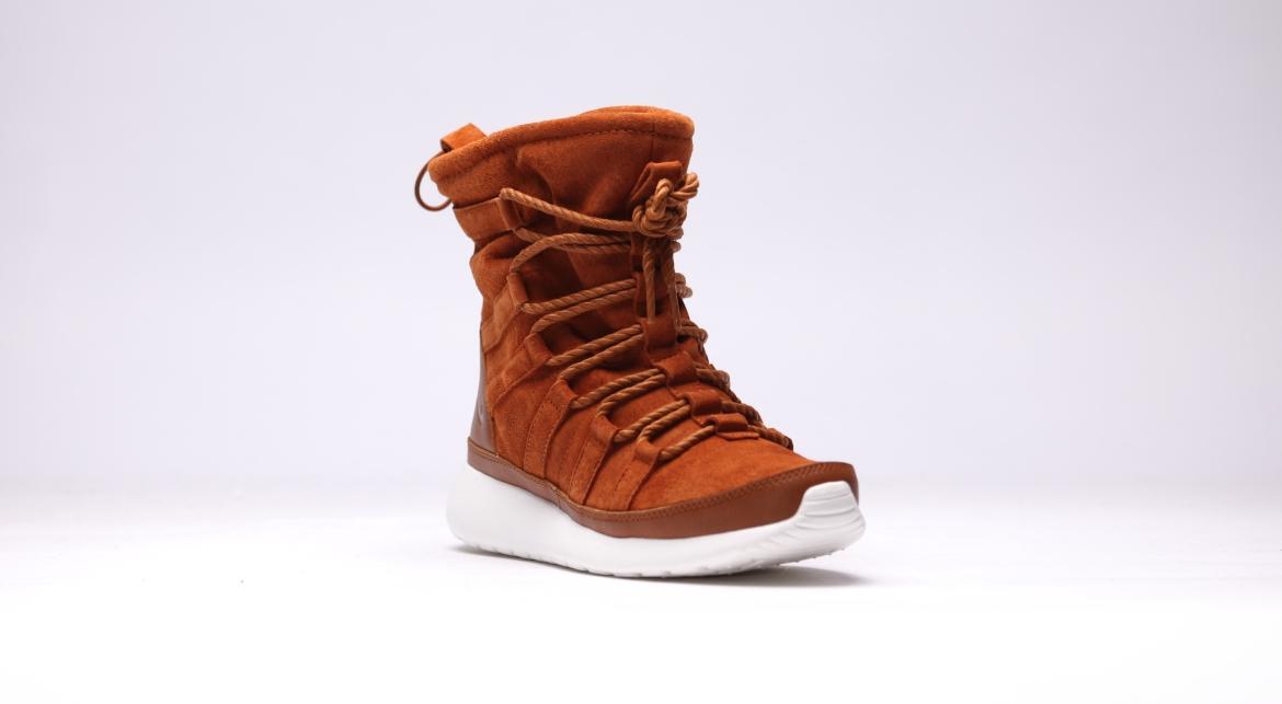 Nike Roshe One Hi Suede 'Tawny' (Women's) - Image 4