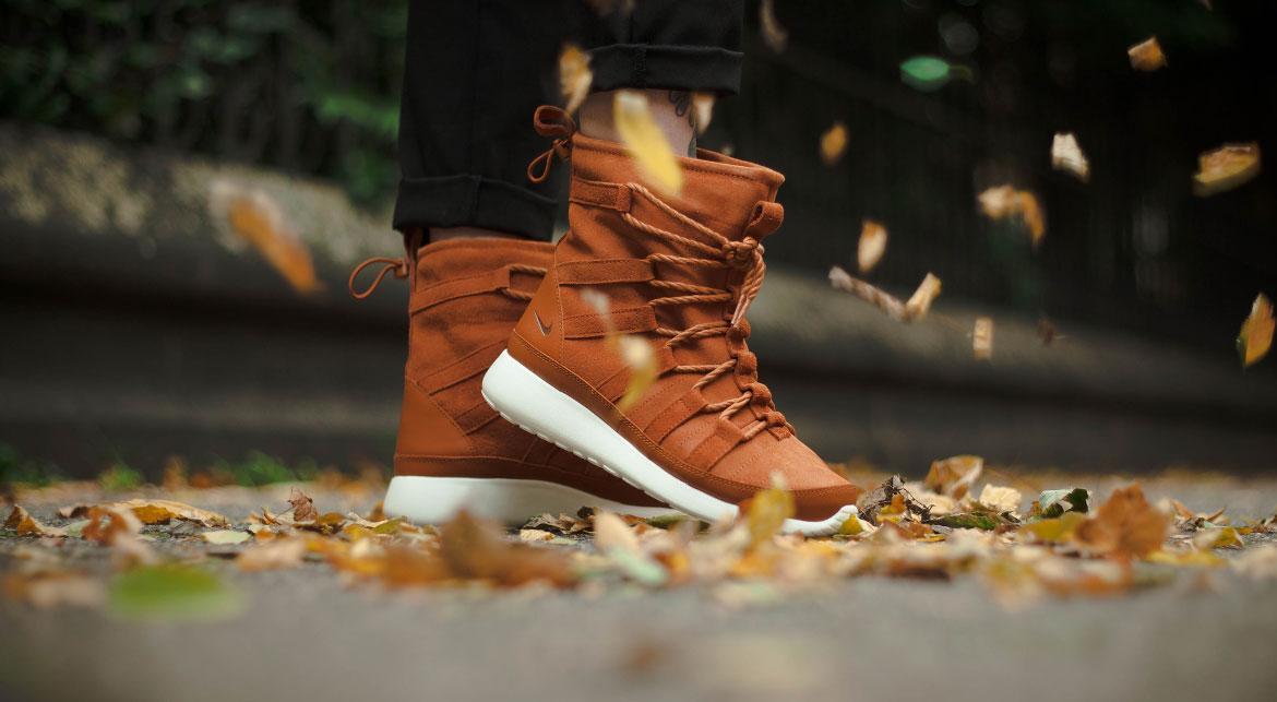 Nike Roshe One Hi Suede 'Tawny' (Women's) - Image 7