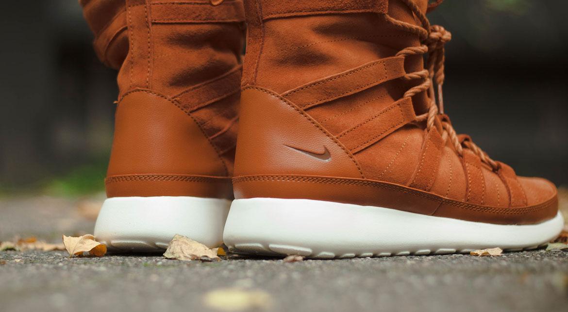 Nike Roshe One Hi Suede 'Tawny' (Women's) - Image 9
