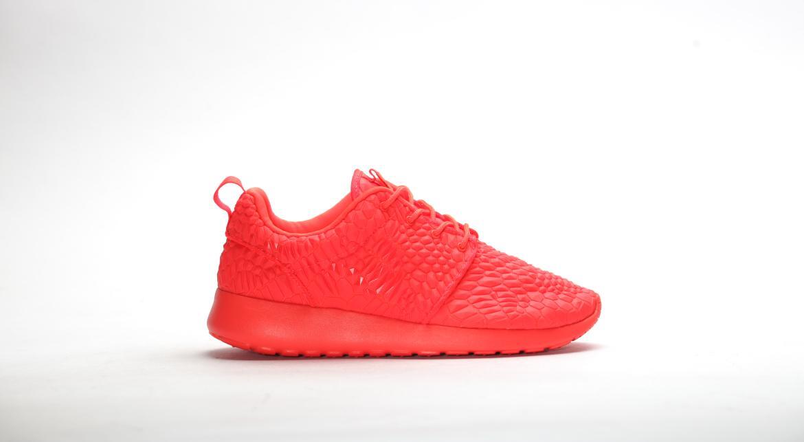 nike roshe one crimson
