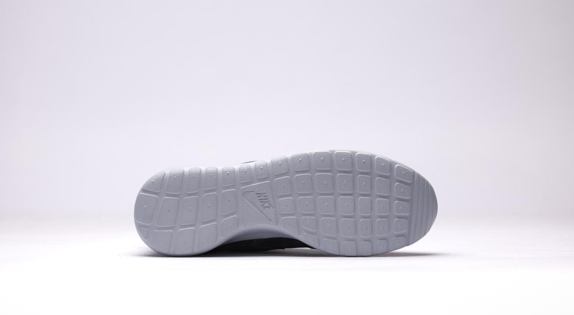 At læse George Hanbury Smidighed Nike Roshe One Prm Plus "All Black" | 807611-001 | AFEW STORE