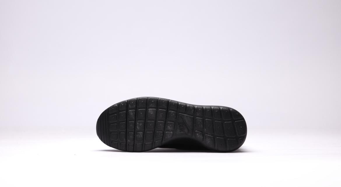 Nike Roshe One Mid Winter GS 'All Black' - Image 6