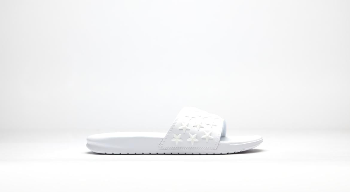 nike benassi sneaker