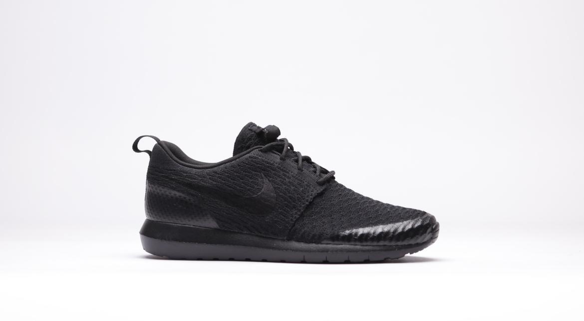 Nike Roshe Nm Flyknit Se "All Black" - Image 3