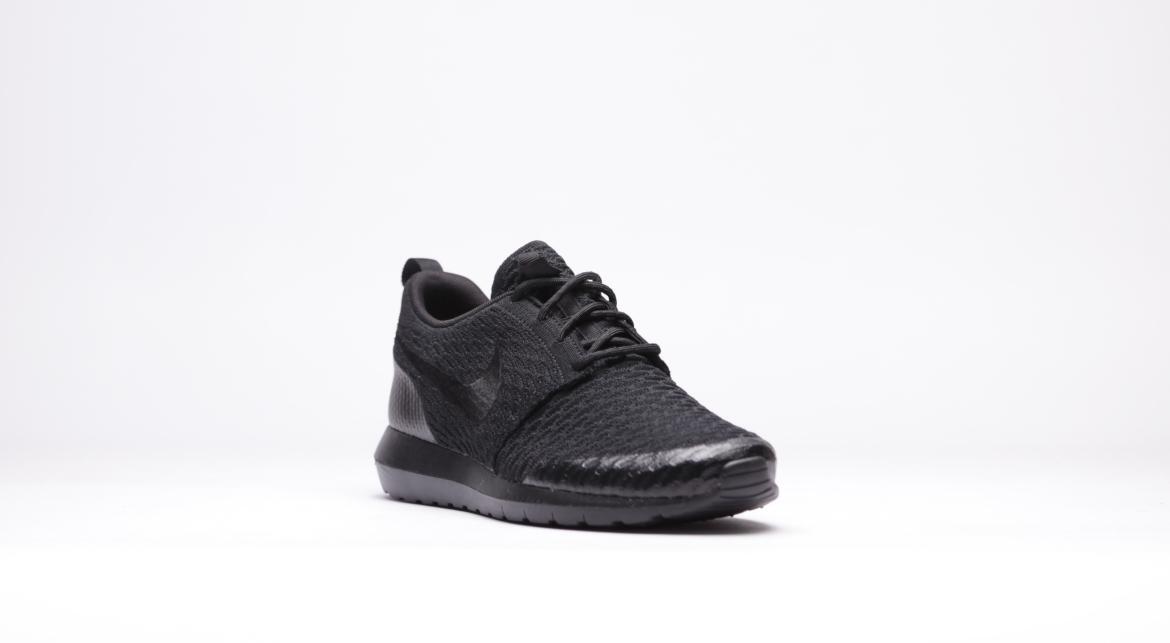 Nike Roshe Nm Flyknit Se "All Black" - Image 5