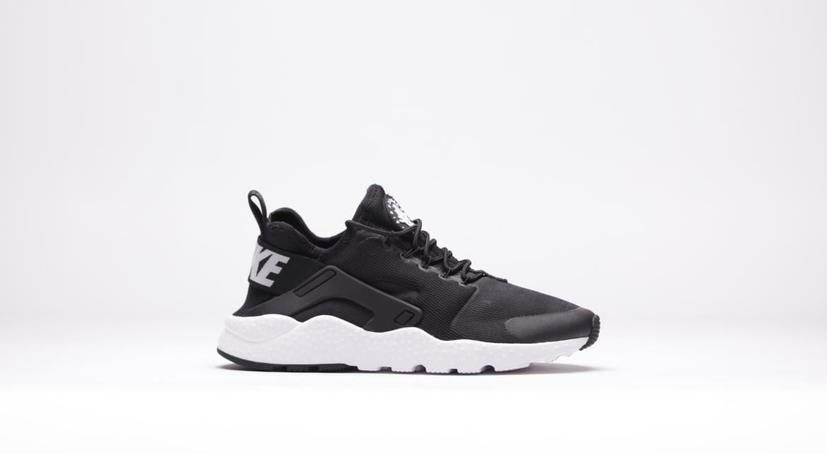 nike huarache run black and white