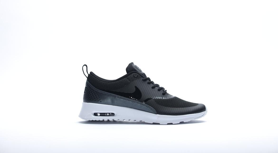 nike air max black thea