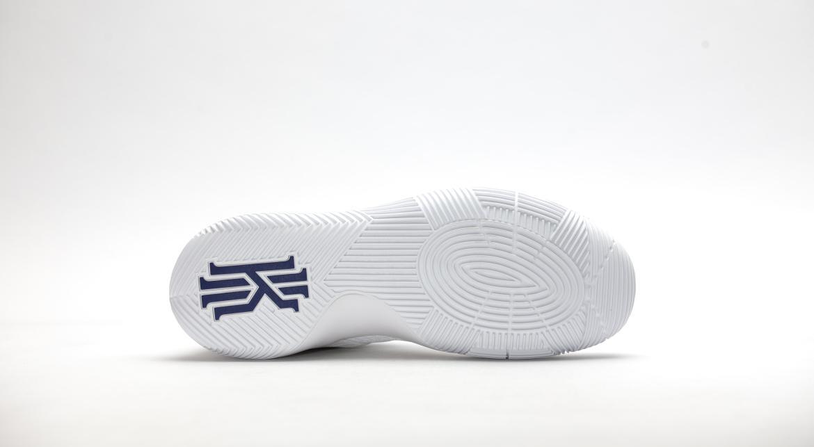 nike kyrie 2 womens white