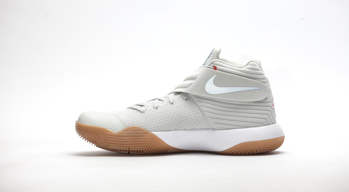 kyrie 2 tan