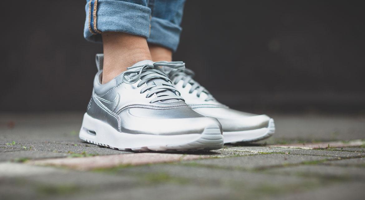 air max thea metallic