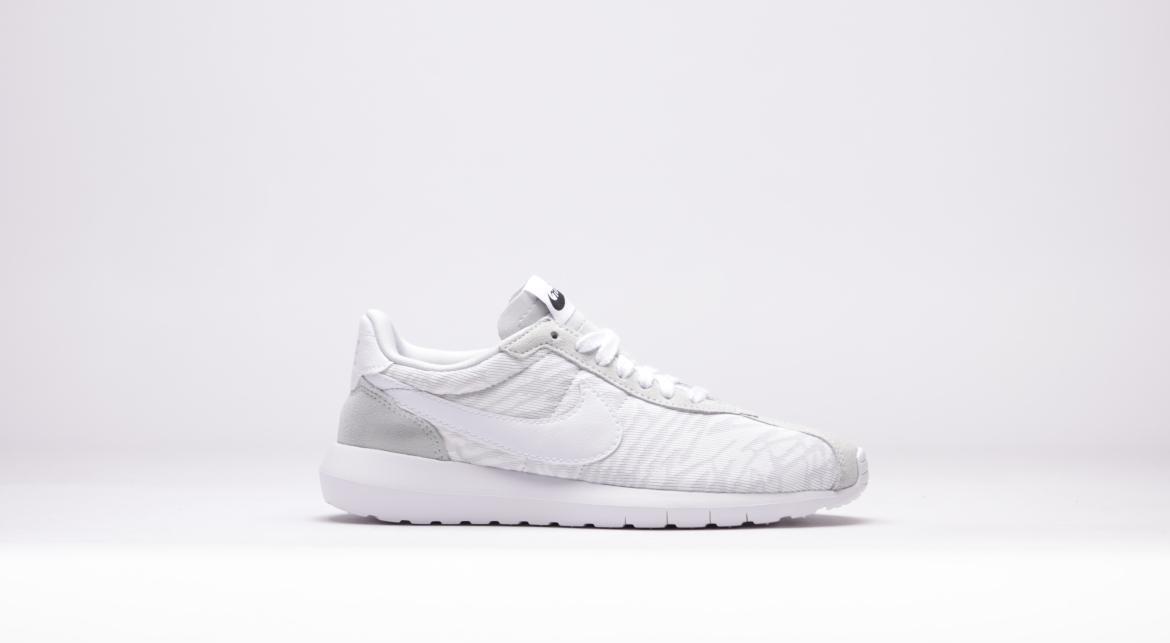 Nike W Roshe Ld-1000Kjcrd "All White"