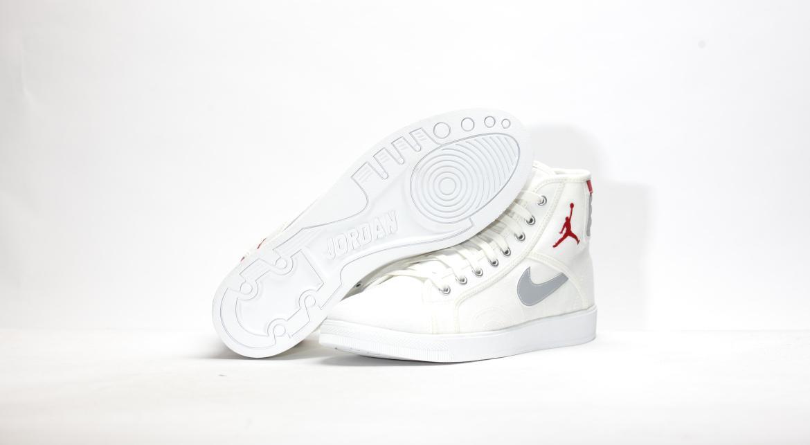 Air Jordan Skyhigh OG | 819953-102 | AFEW STORE display picture 2