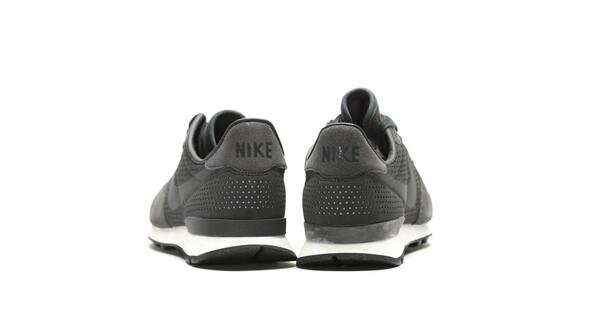 nike internationalist lx anthracite