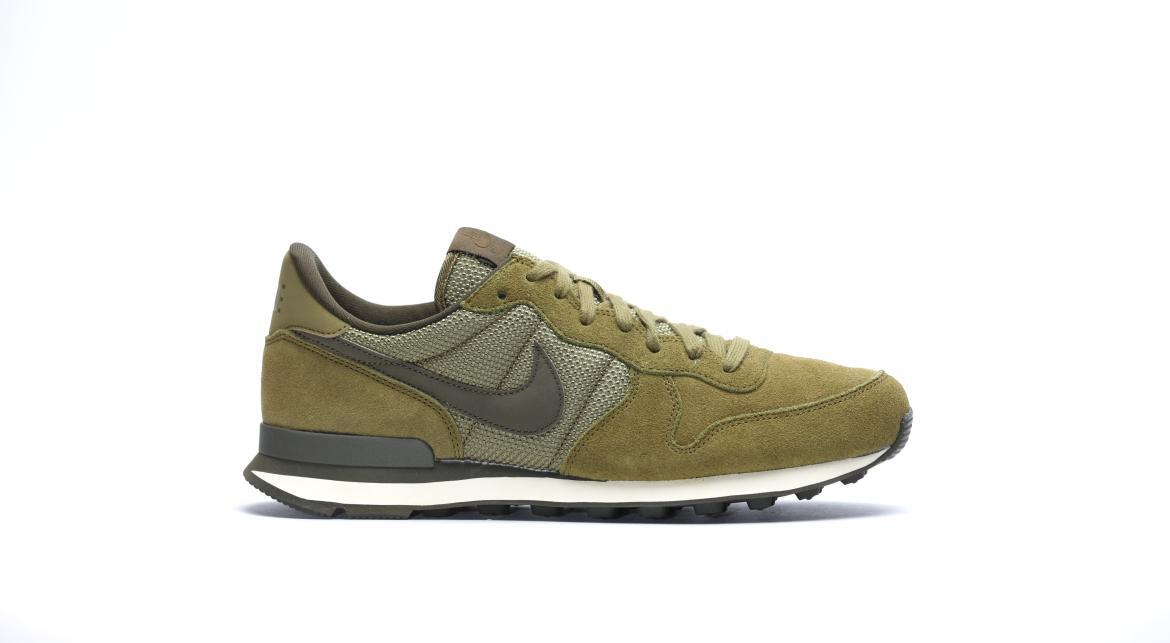 olive green nike internationalist