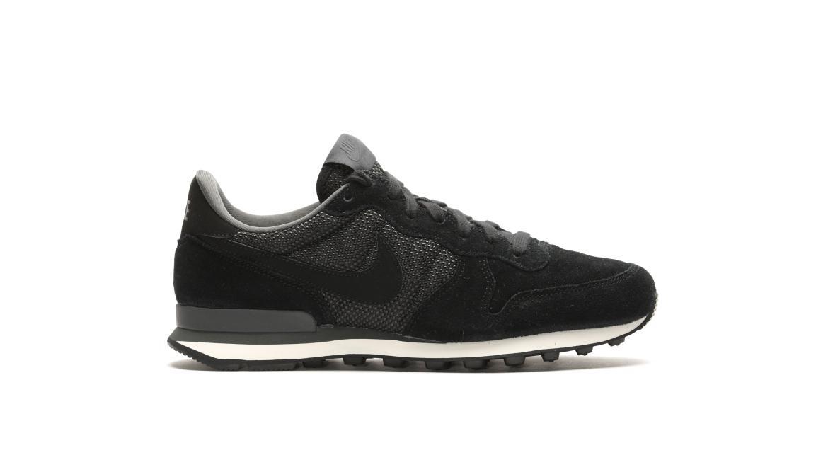 Nike Internationalist "Black"