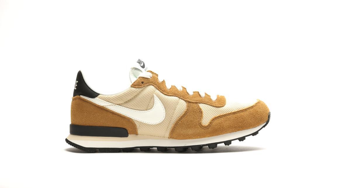 nike internationalist mustard