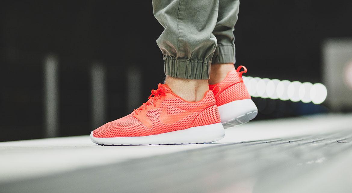 nike roshe total crimson