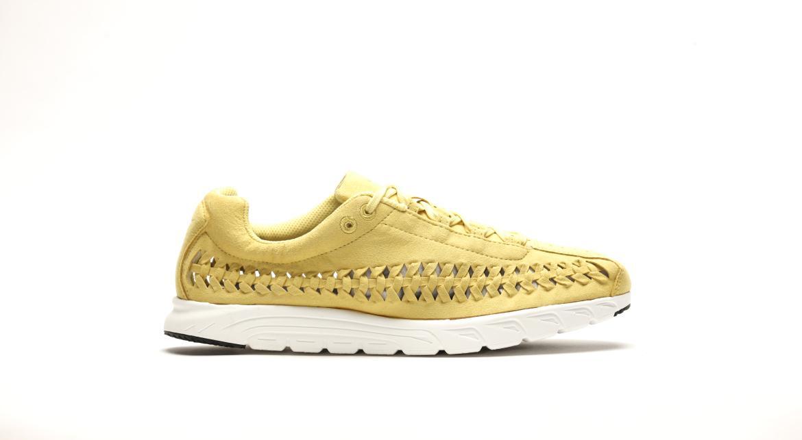 Nike Mayfly Woven "Celery"