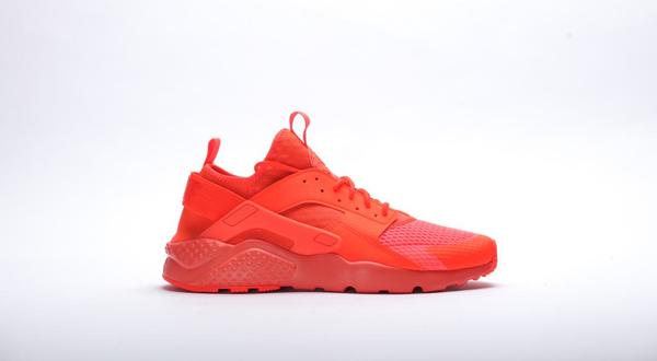 On-Foot Look // Nike Air Huarache Ultra Total Crimson