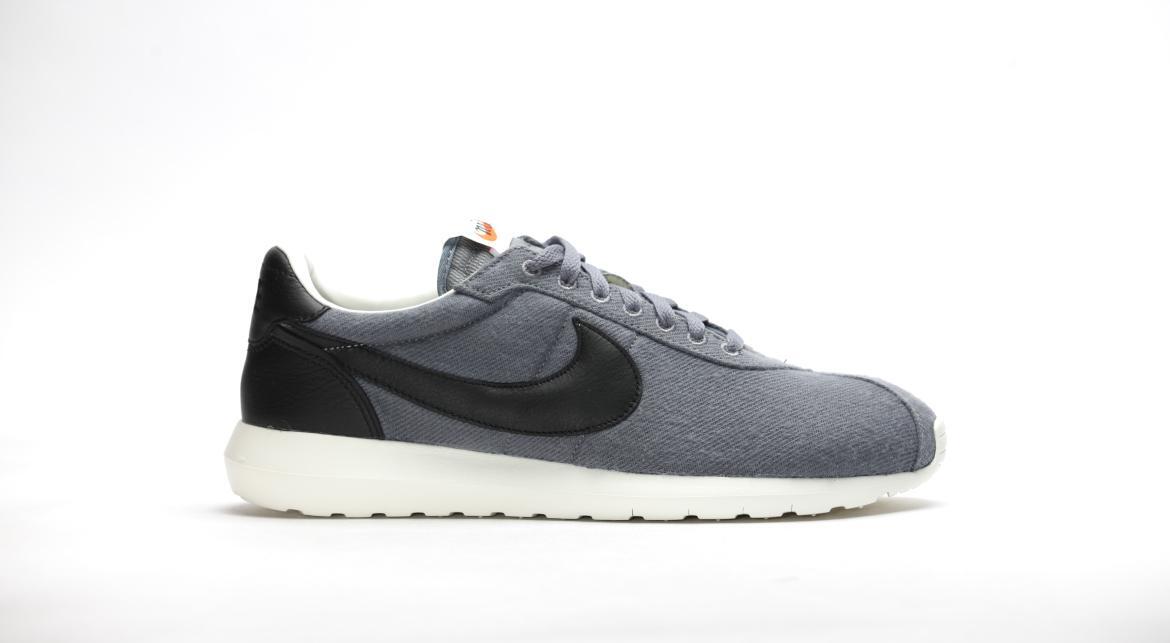 nike roshe gray