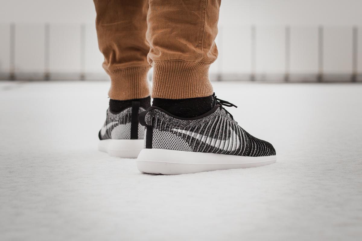 Nike Roshe Two Flyknit 