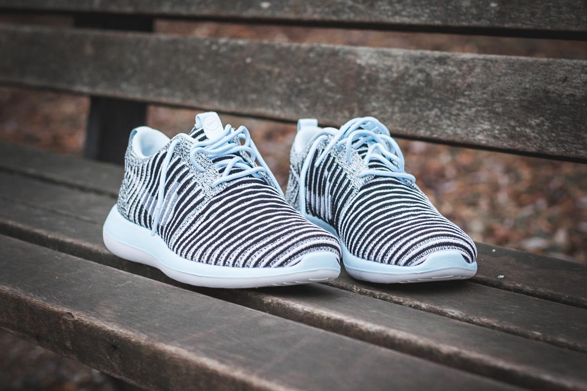 boom Pinion Defeated Nike W Roshe Two Flyknit "Glacier Blue" | 844929-402 | AFEW STORE
