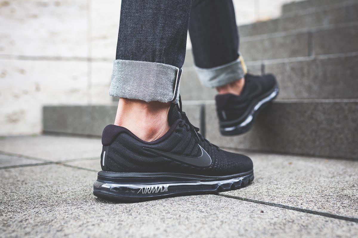 air max 2017 black black