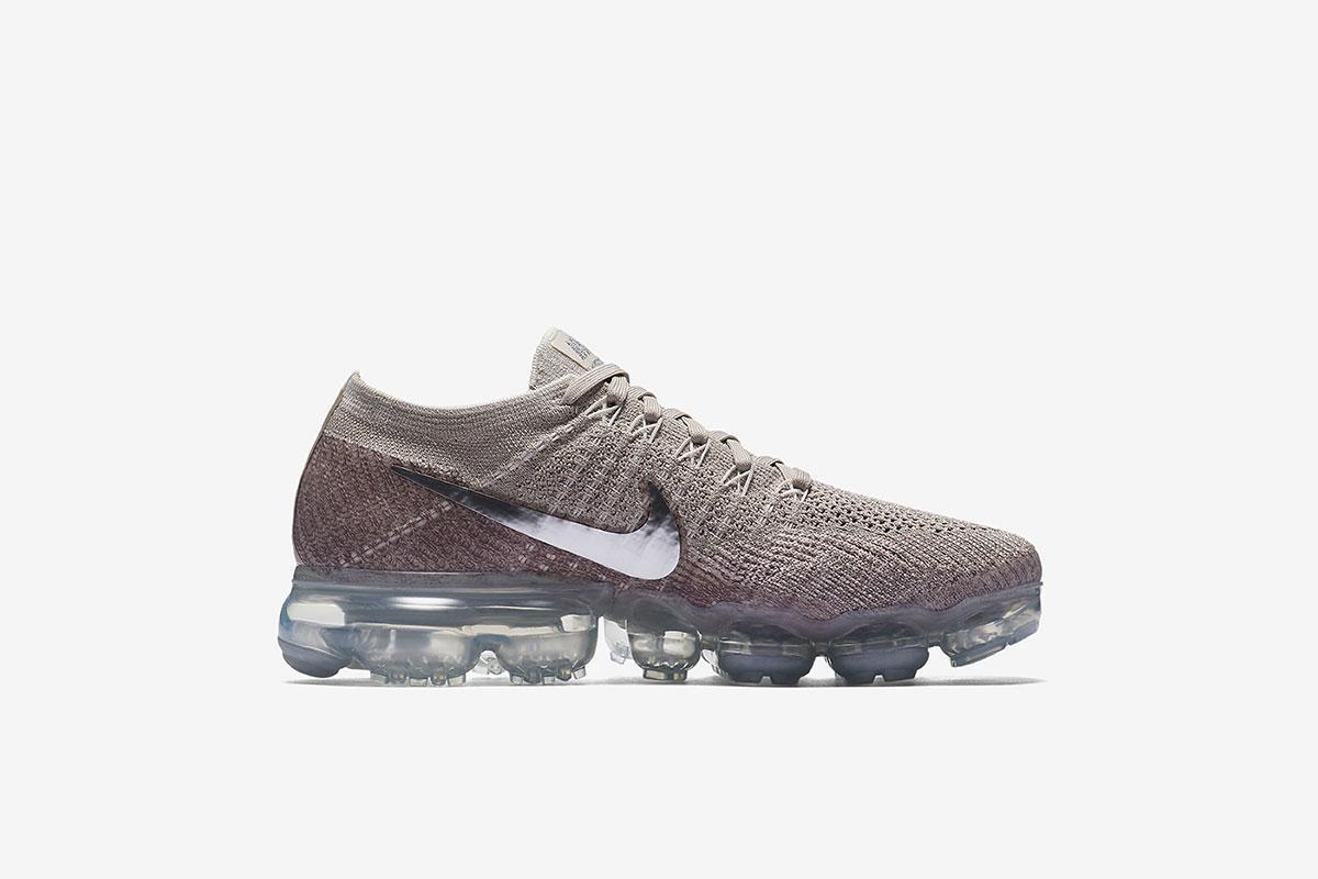 Nike Air Vapormax Flyknit "String" (Women's) - Image 3