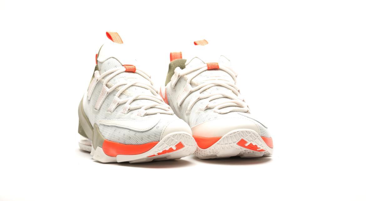 Nike LeBron XIII Low  display picture 1